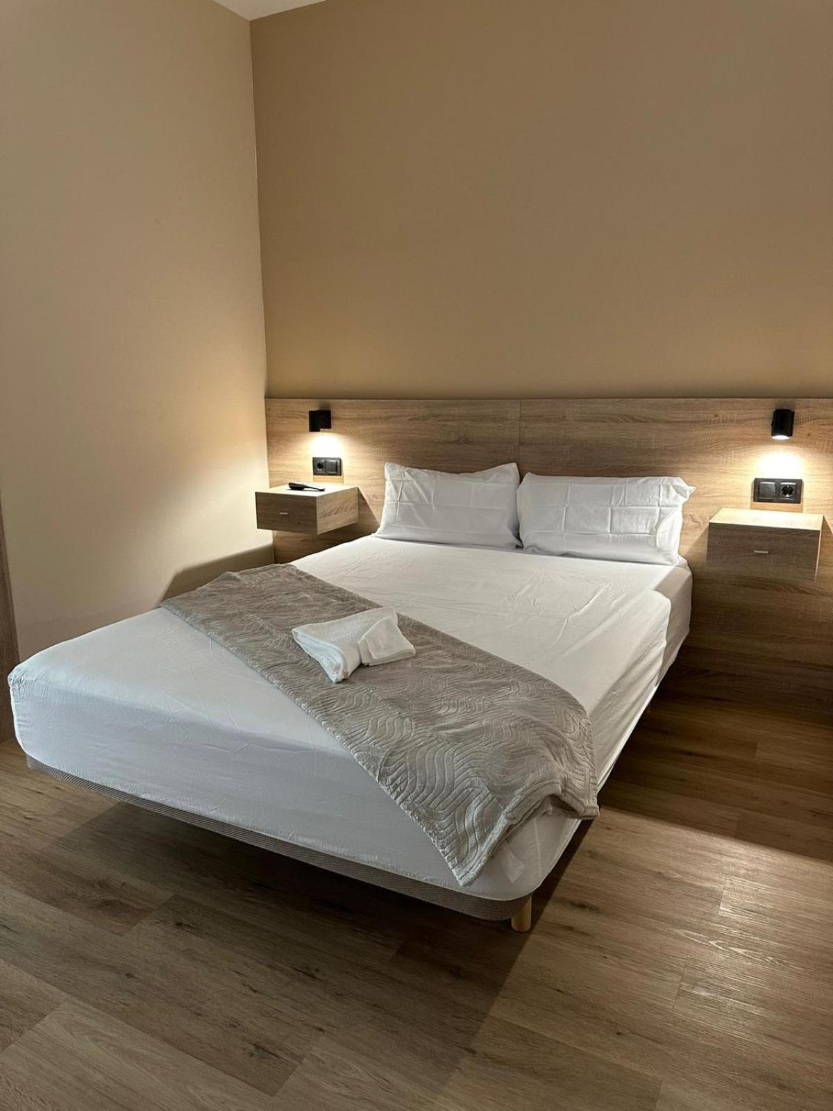 Optimus Comfort Campoamor 101 Valencia Exteriör bild