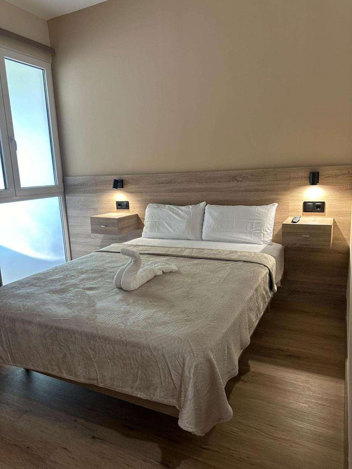 Optimus Comfort Campoamor 101 Valencia Exteriör bild